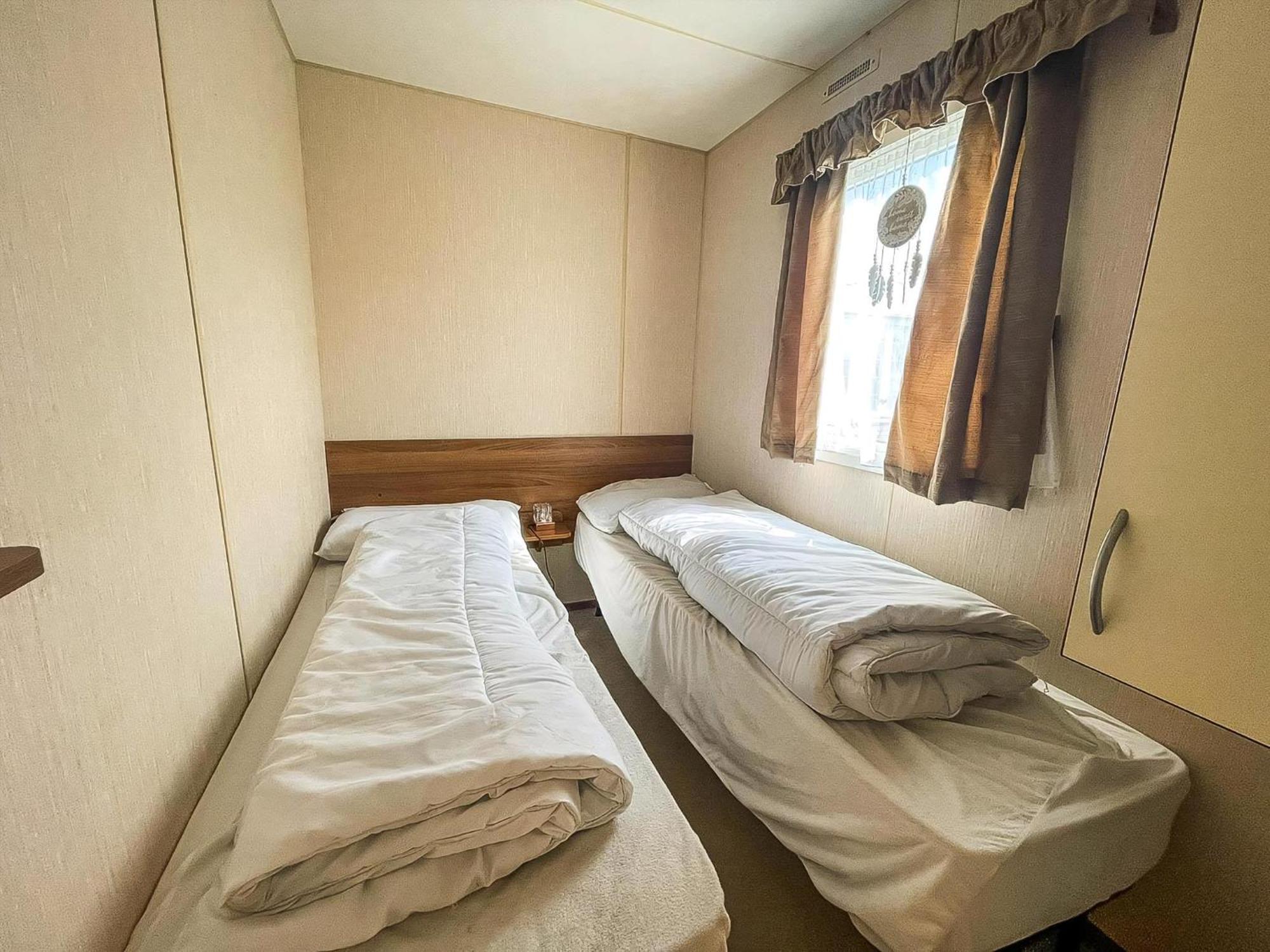 8 Berth Caravan With Decking At Sunnydale In Lincolnshire Ref 35087S Louth  Eksteriør bilde