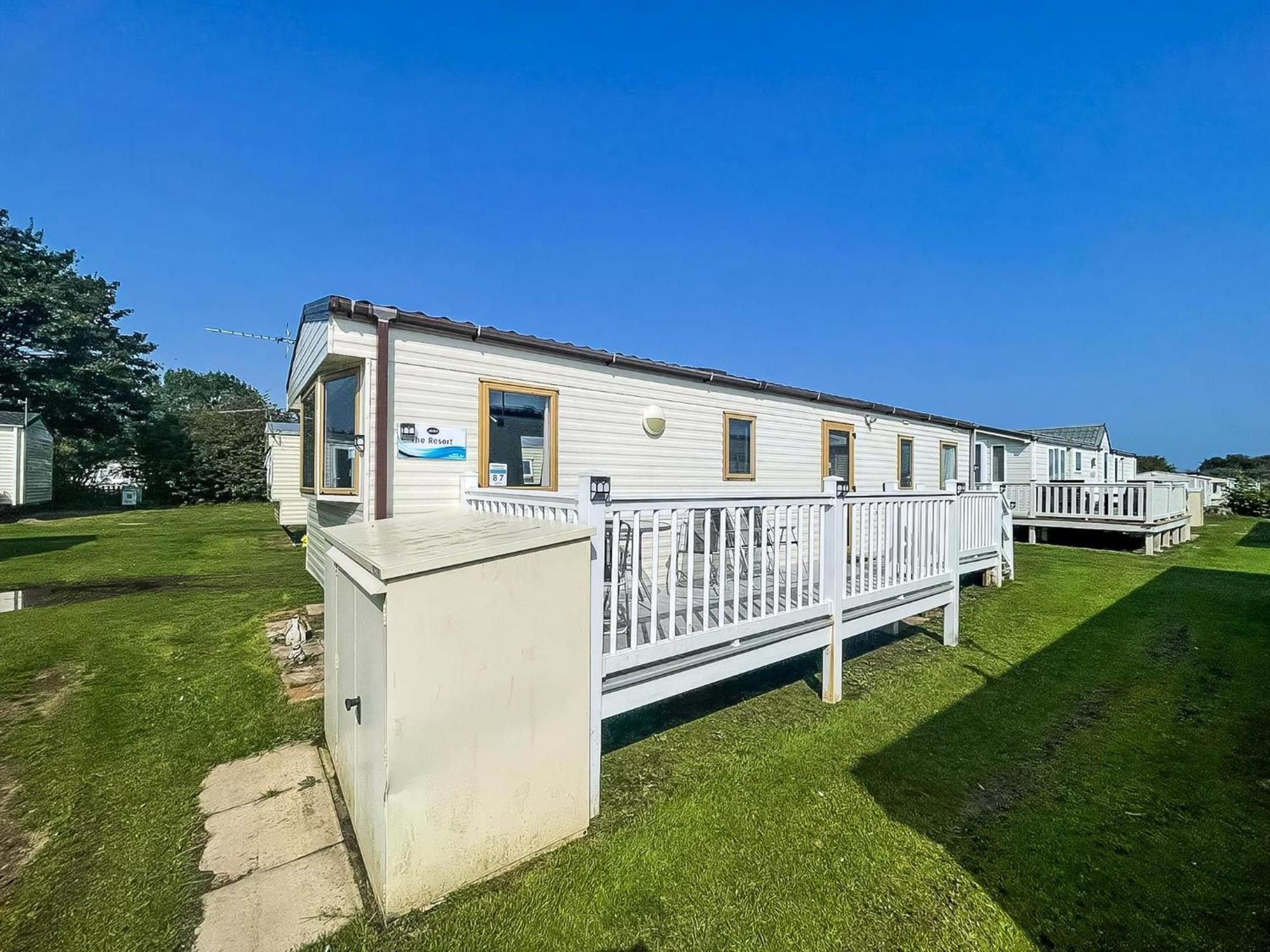 8 Berth Caravan With Decking At Sunnydale In Lincolnshire Ref 35087S Louth  Eksteriør bilde