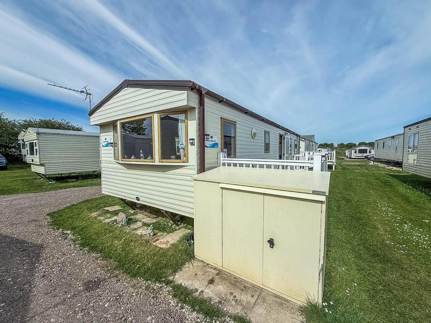 8 Berth Caravan With Decking At Sunnydale In Lincolnshire Ref 35087S Louth  Eksteriør bilde
