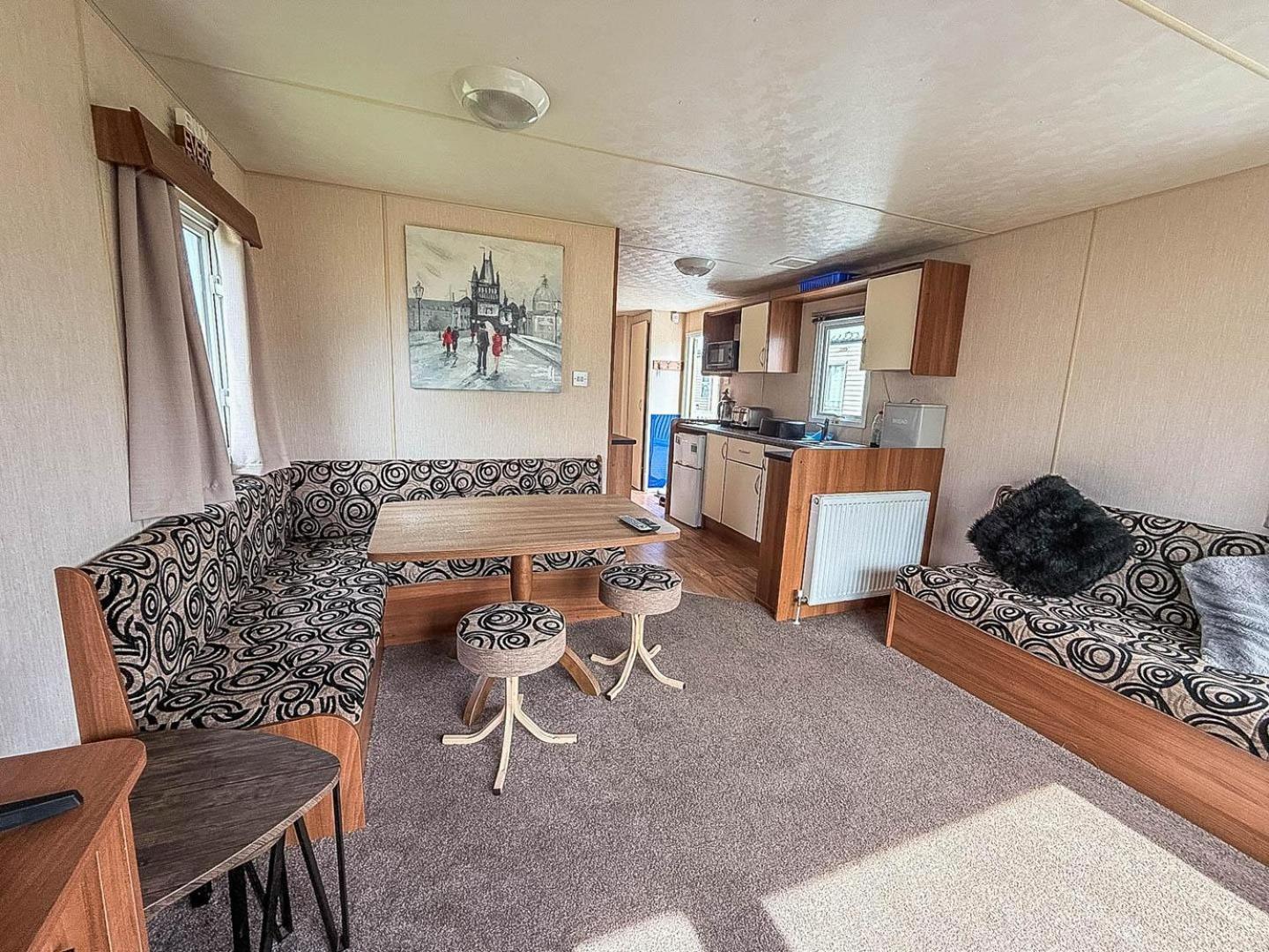 8 Berth Caravan With Decking At Sunnydale In Lincolnshire Ref 35087S Louth  Eksteriør bilde
