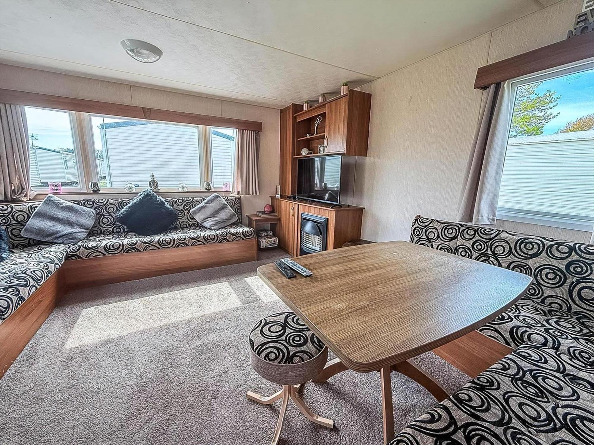 8 Berth Caravan With Decking At Sunnydale In Lincolnshire Ref 35087S Louth  Eksteriør bilde